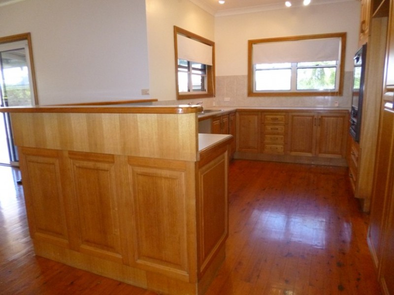 6 Louise Court, Andergrove QLD 4740