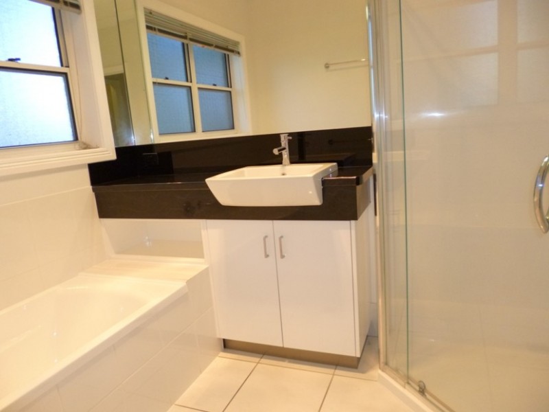 6 Louise Court, Andergrove QLD 4740