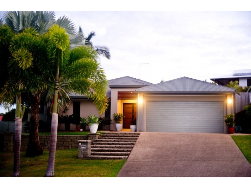 22 Cosford Drive, Eimeo QLD 4740