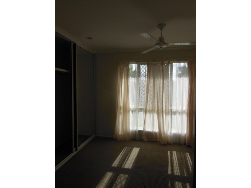 1 Aberdeen Court, Beaconsfield QLD 4740