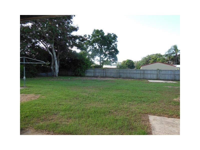 16 Keeleys Road, Slade Point QLD 4740