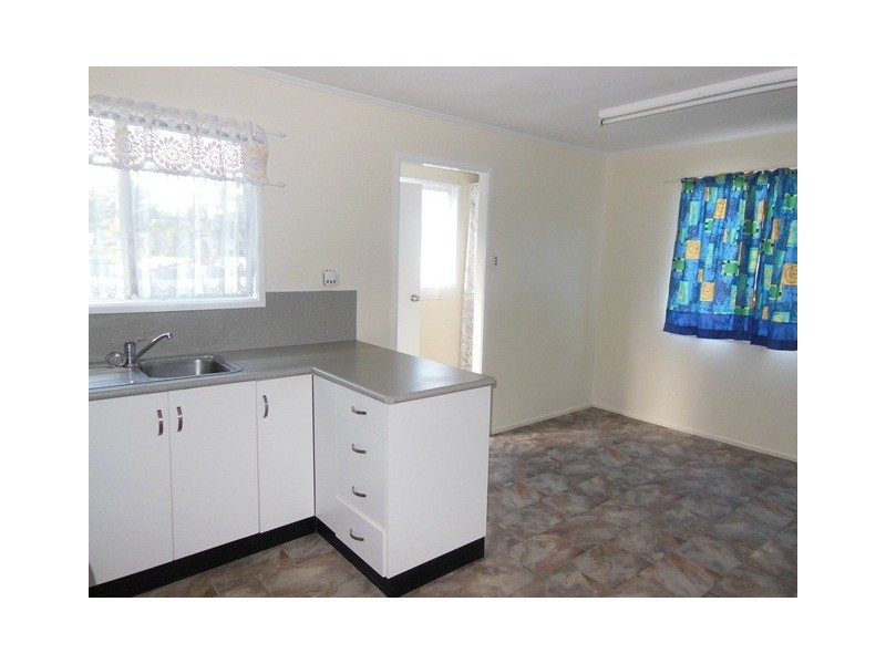 16 Keeleys Road, Slade Point QLD 4740