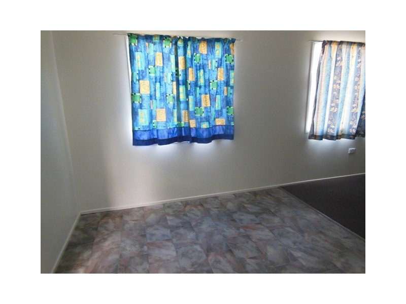 16 Keeleys Road, Slade Point QLD 4740