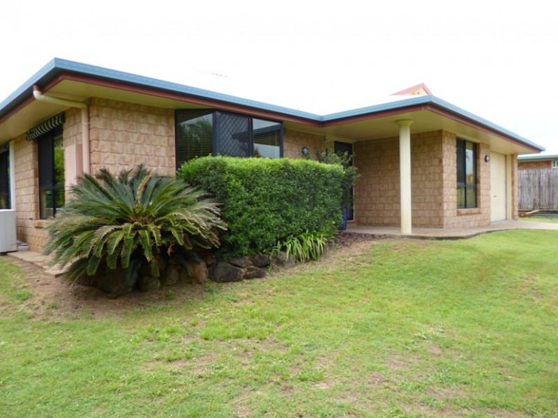6 Alison Street, Slade Point QLD 4740
