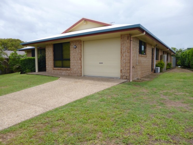 6 Alison Street, Slade Point QLD 4740