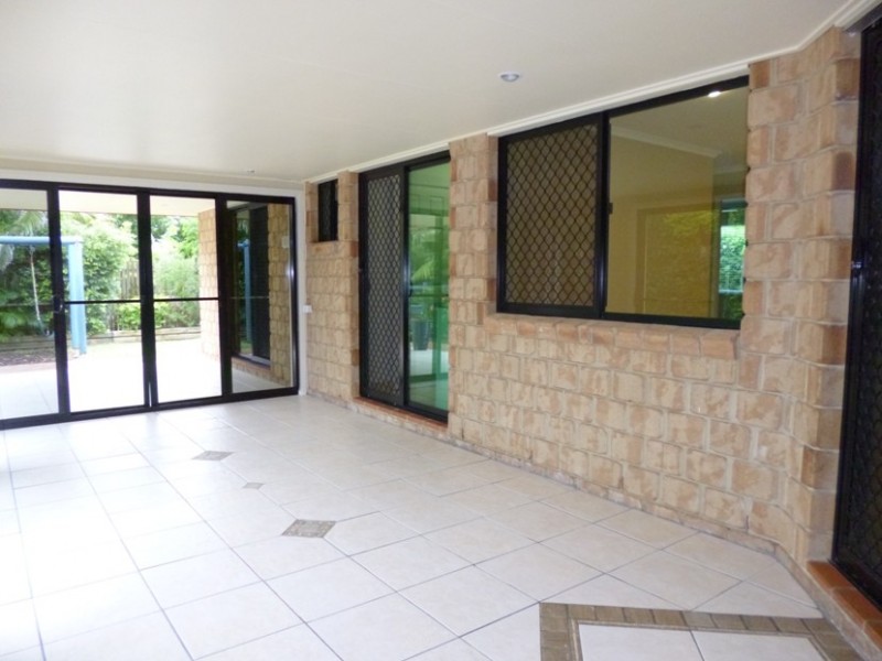 6 Alison Street, Slade Point QLD 4740