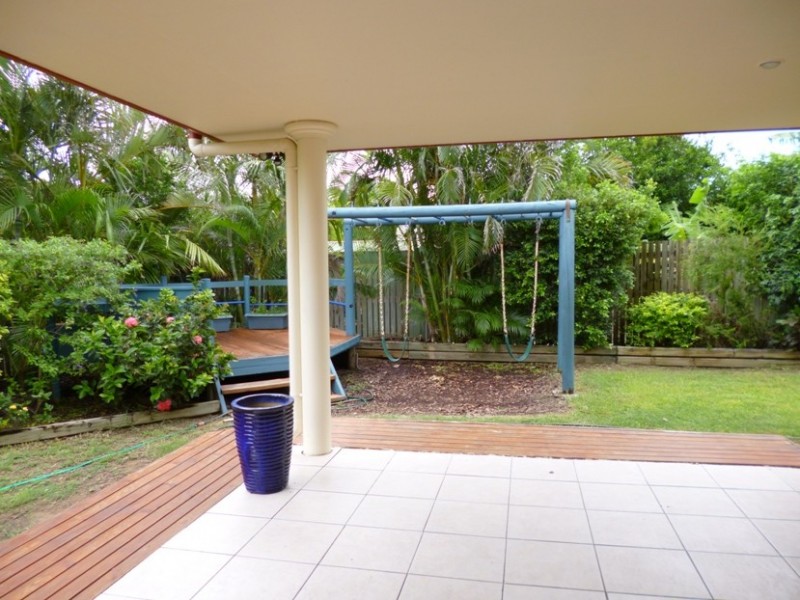 6 Alison Street, Slade Point QLD 4740