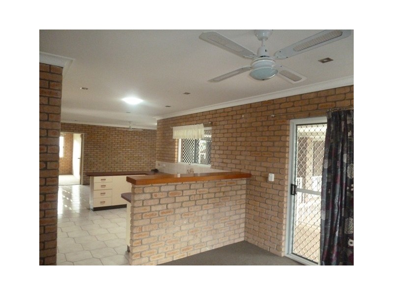 12 Hillside Terrace, Mount Pleasant QLD 4740