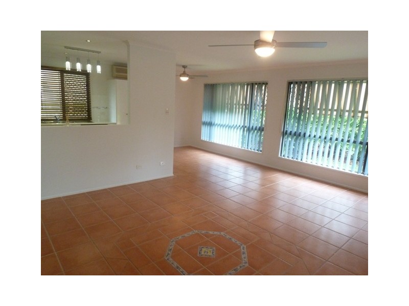 7 Crispin Drive, Mount Pleasant QLD 4740