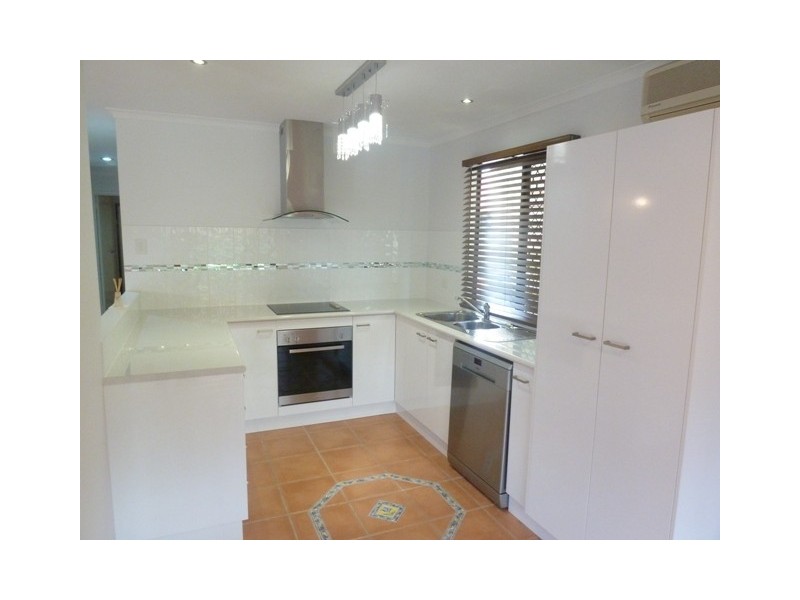 7 Crispin Drive, Mount Pleasant QLD 4740