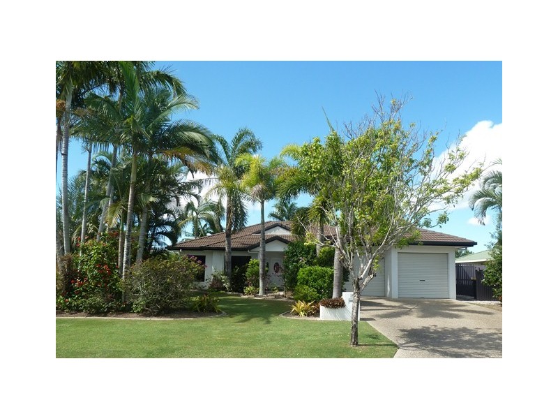 15 Clipper Court, Bucasia QLD 4750