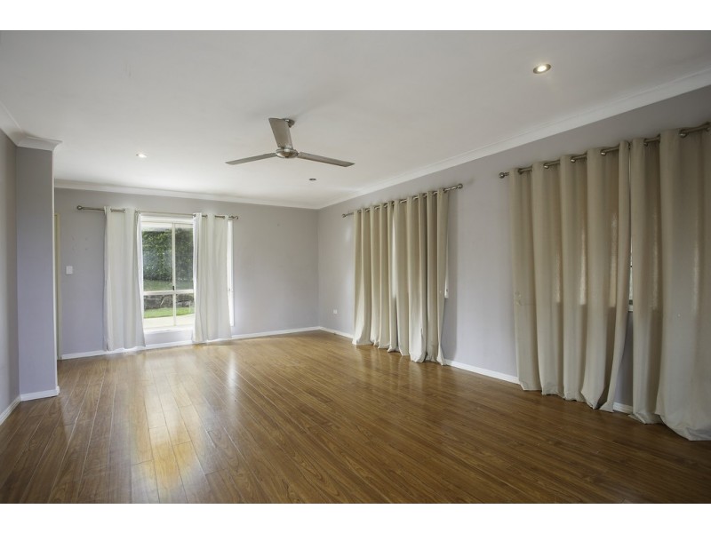 13 McLaughlin Drive, Eimeo QLD 4740