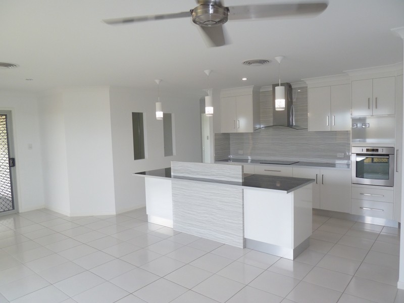 51 Botanical Drive, Ooralea QLD 4740