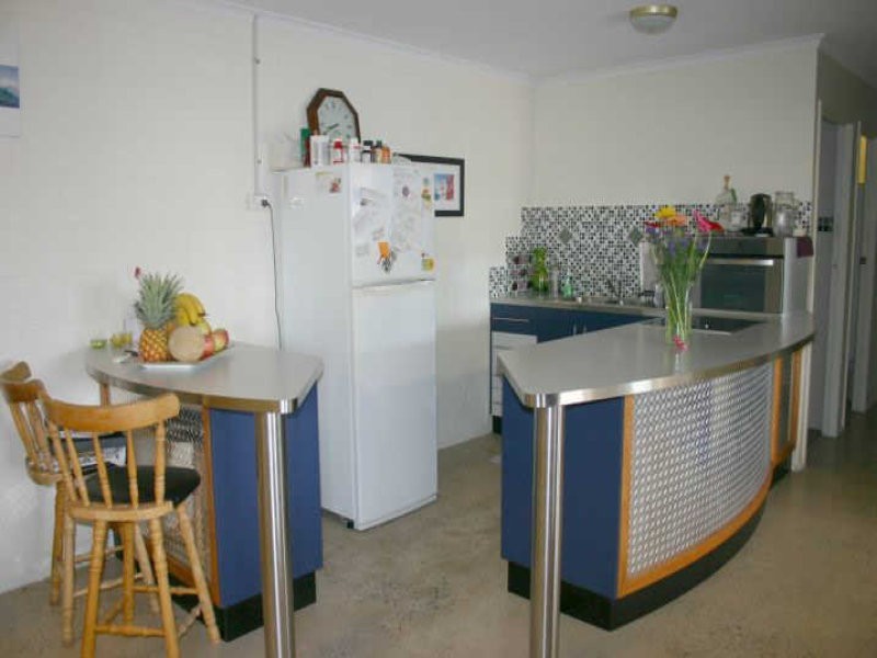 9 Crichton Street, Sarina Beach QLD 4737