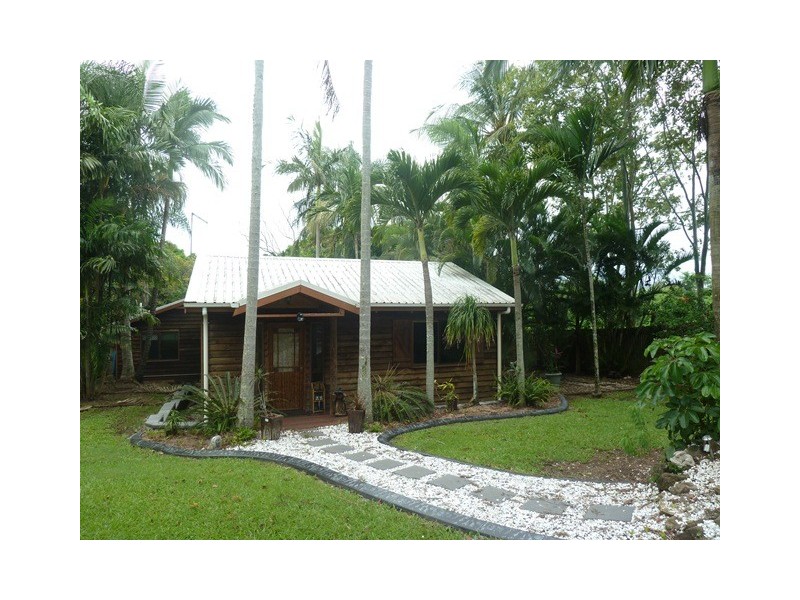 5 Mooney Court, Glenella QLD 4740