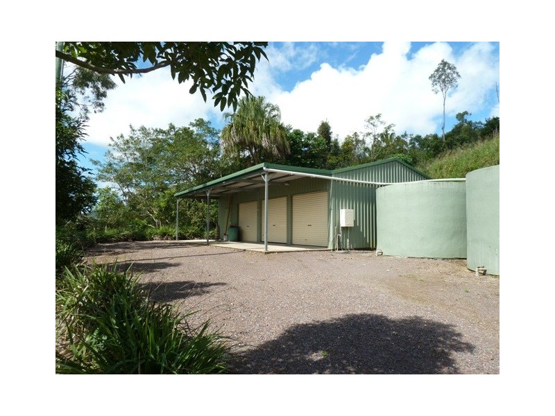 39 Burnell Drive, Mackay QLD 4740