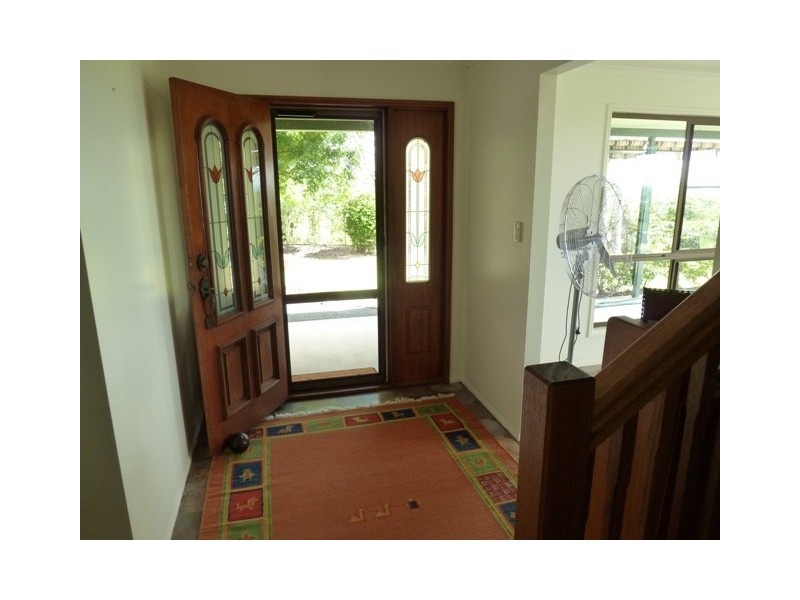 39 Burnell Drive, Mackay QLD 4740