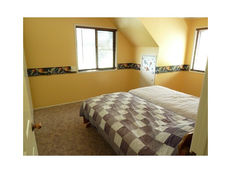 39 Burnell Drive, Mackay QLD 4740