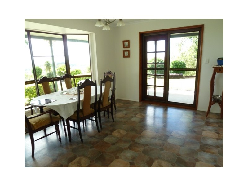 39 Burnell Drive, Mackay QLD 4740