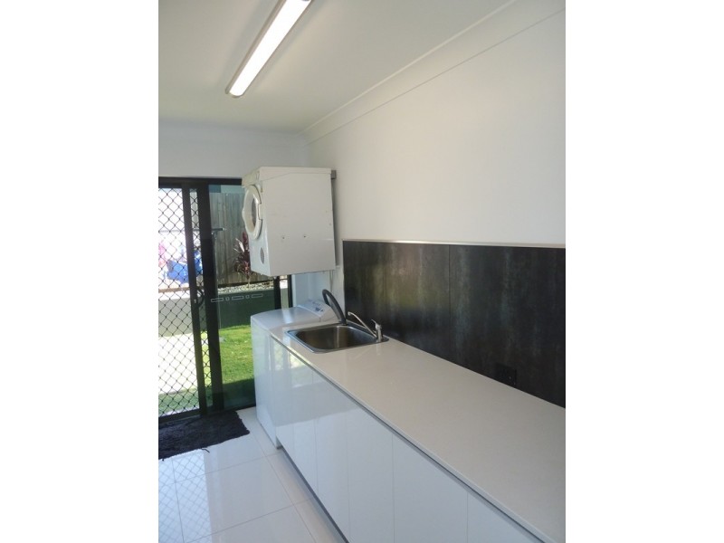 12 Gair Street, Rural View QLD 4740