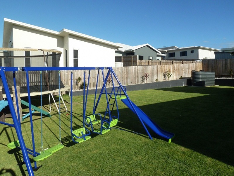 12 Gair Street, Rural View QLD 4740