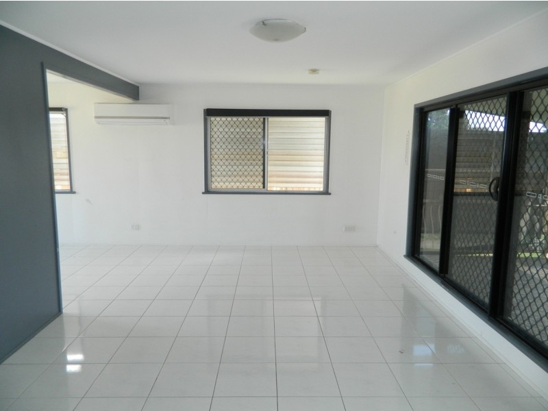 37 Peak Downs Highway, Ooralea QLD 4740