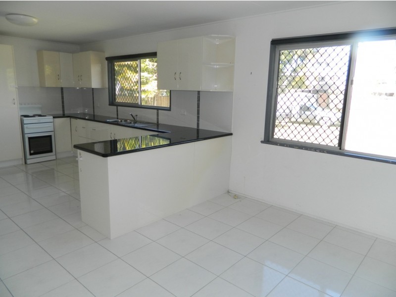 37 Peak Downs Highway, Ooralea QLD 4740