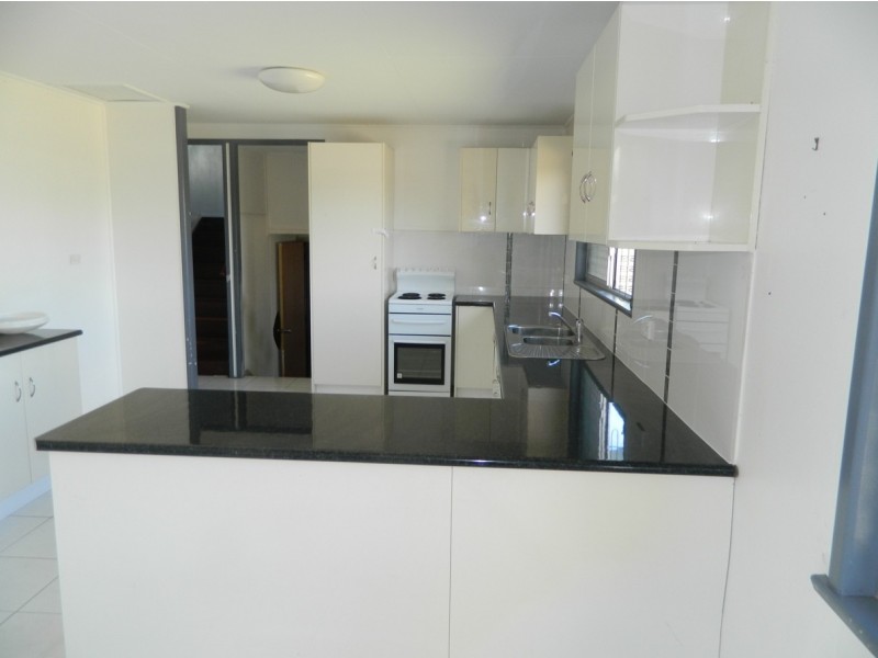 37 Peak Downs Highway, Ooralea QLD 4740