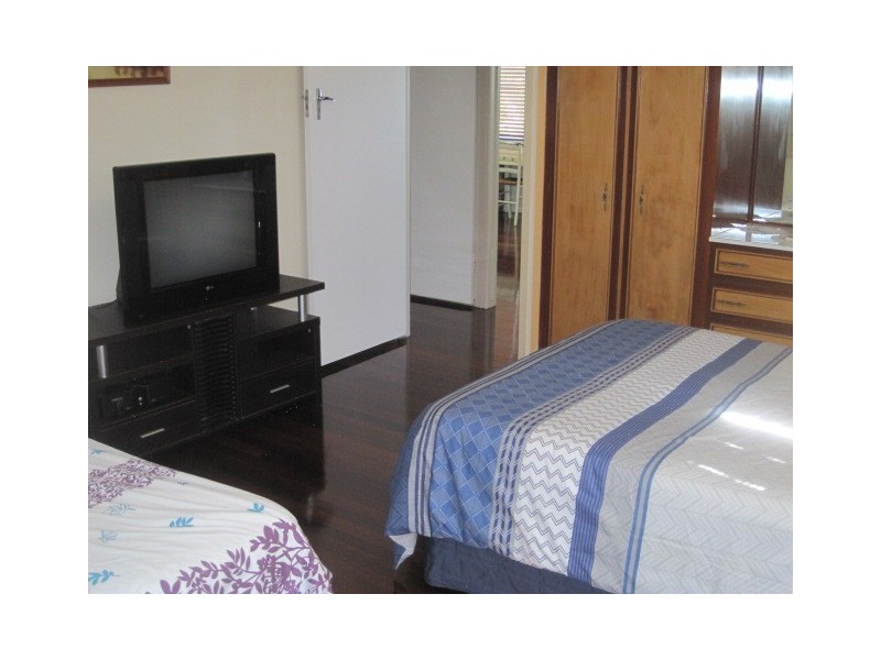 37 Peak Downs Highway, Ooralea QLD 4740