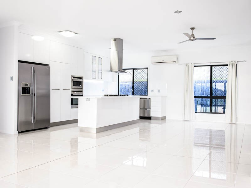 5a Bald Hill Road, Glenella QLD 4740
