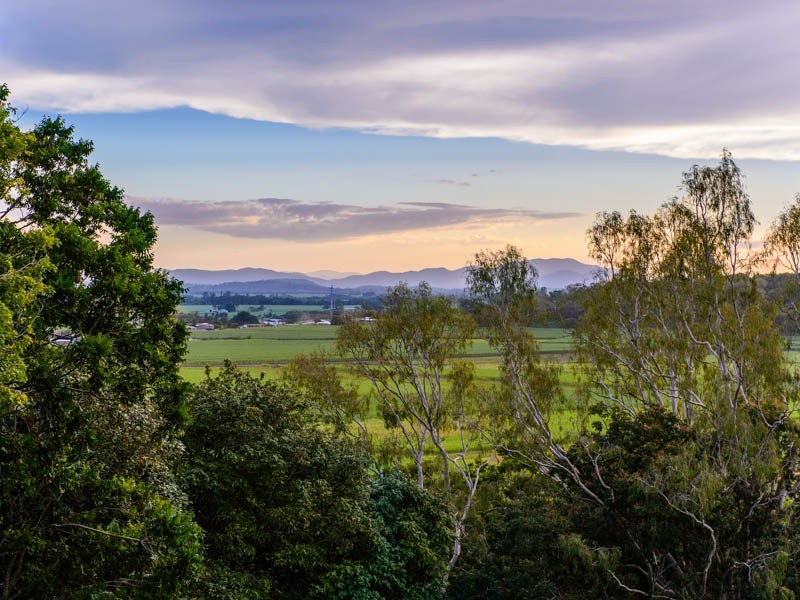 5a Bald Hill Road, Glenella QLD 4740