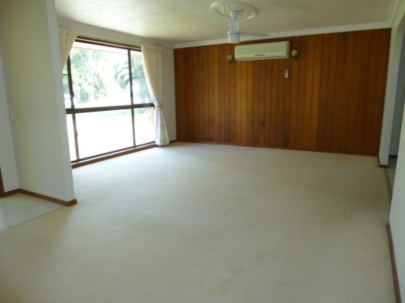 5 Sunset Beach Court, Shoal Point QLD 4750