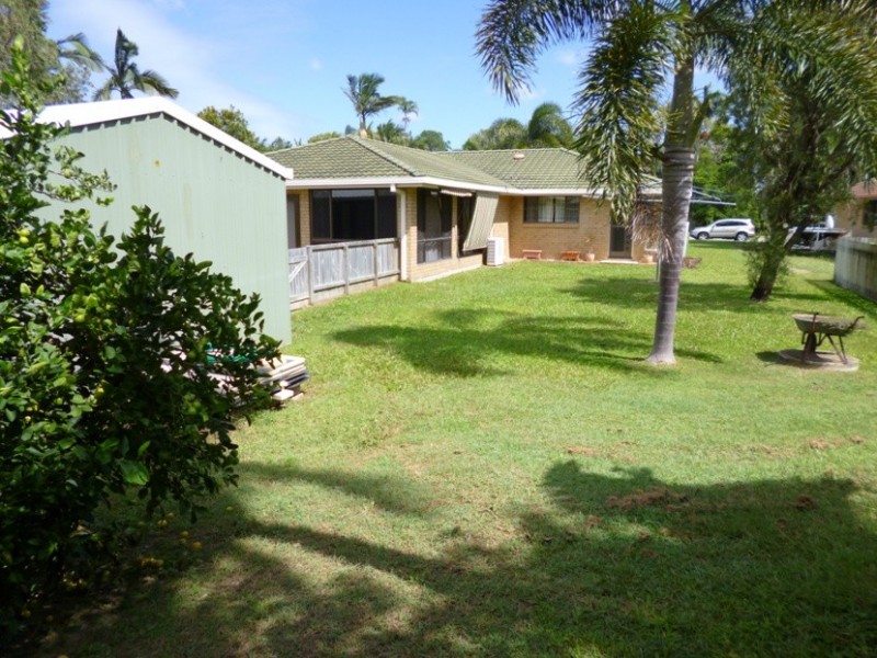 5 Sunset Beach Court, Shoal Point QLD 4750