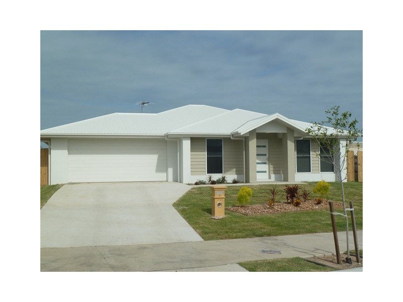 4 Dulcis Drive, Rural View QLD 4740