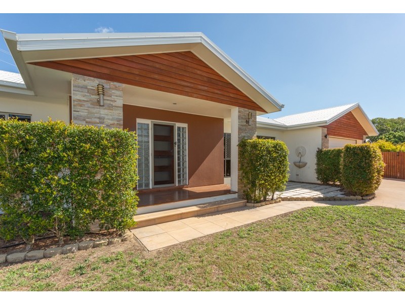 11 Seaspray Close, Shoal Point QLD 4750