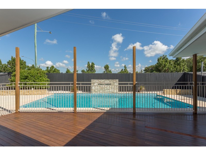11 Seaspray Close, Shoal Point QLD 4750