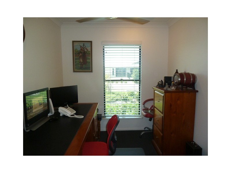 8 Mida  Lane, Ooralea QLD 4740