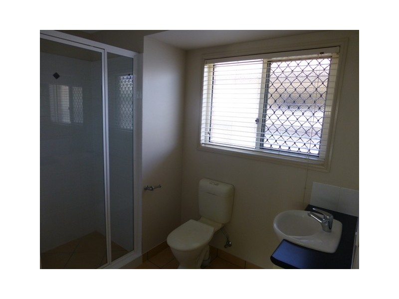 22 Centennial Drive, Glenella QLD 4740