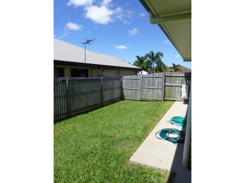 22 Centennial Drive, Glenella QLD 4740