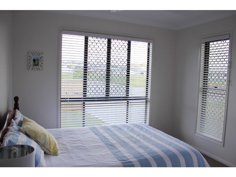 2 Ahern Court, Rural View QLD 4740