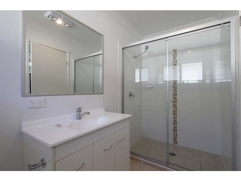 6 Helmsman Drive, Shoal Point QLD 4750