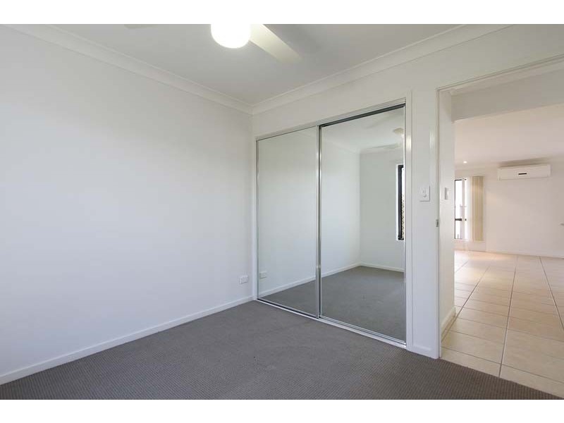 6 Helmsman Drive, Shoal Point QLD 4750