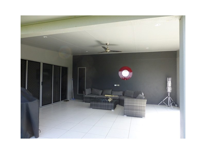 30 Raffia Street, Rural View QLD 4740