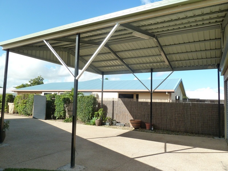 7 Cutfield Street, Glenella QLD 4740