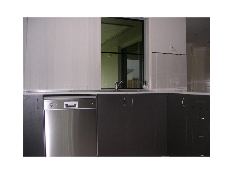 9 Miami Terrace, Blacks Beach QLD 4740