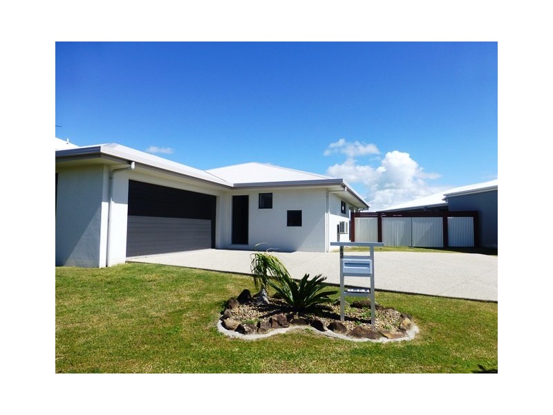 63 Makybe Diva Drive, Ooralea QLD 4740