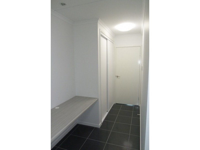 63 Makybe Diva Drive, Ooralea QLD 4740