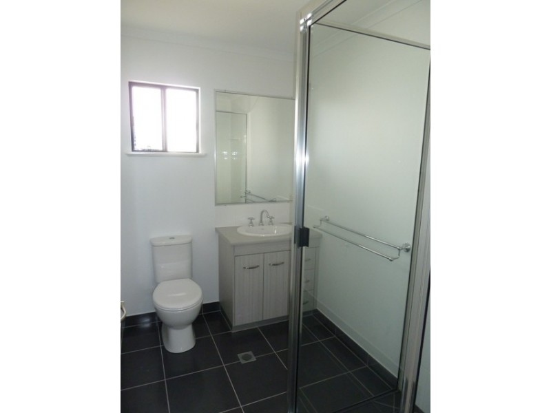 63 Makybe Diva Drive, Ooralea QLD 4740