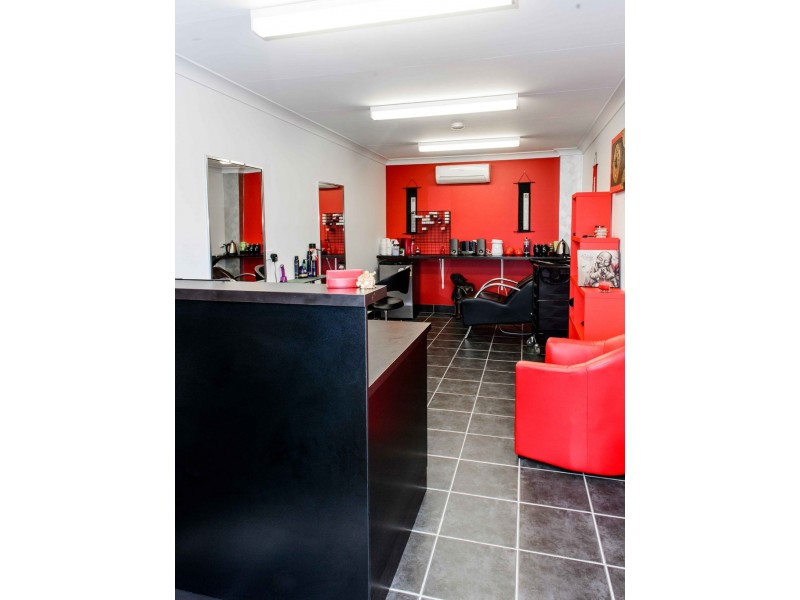 35 Fatnowna Street, Andergrove QLD 4740