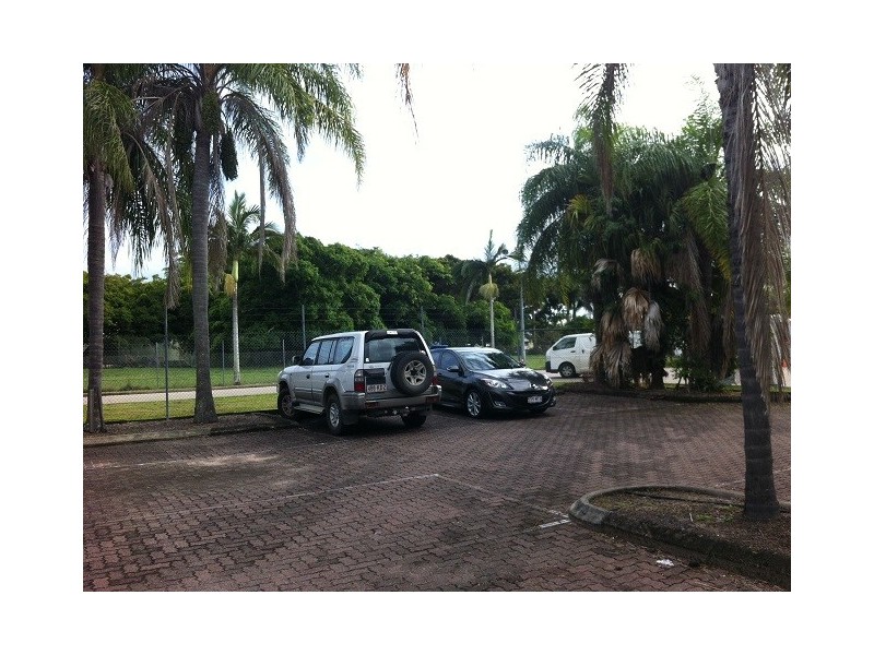 352 BRIDGE ROAD, West Mackay QLD 4740